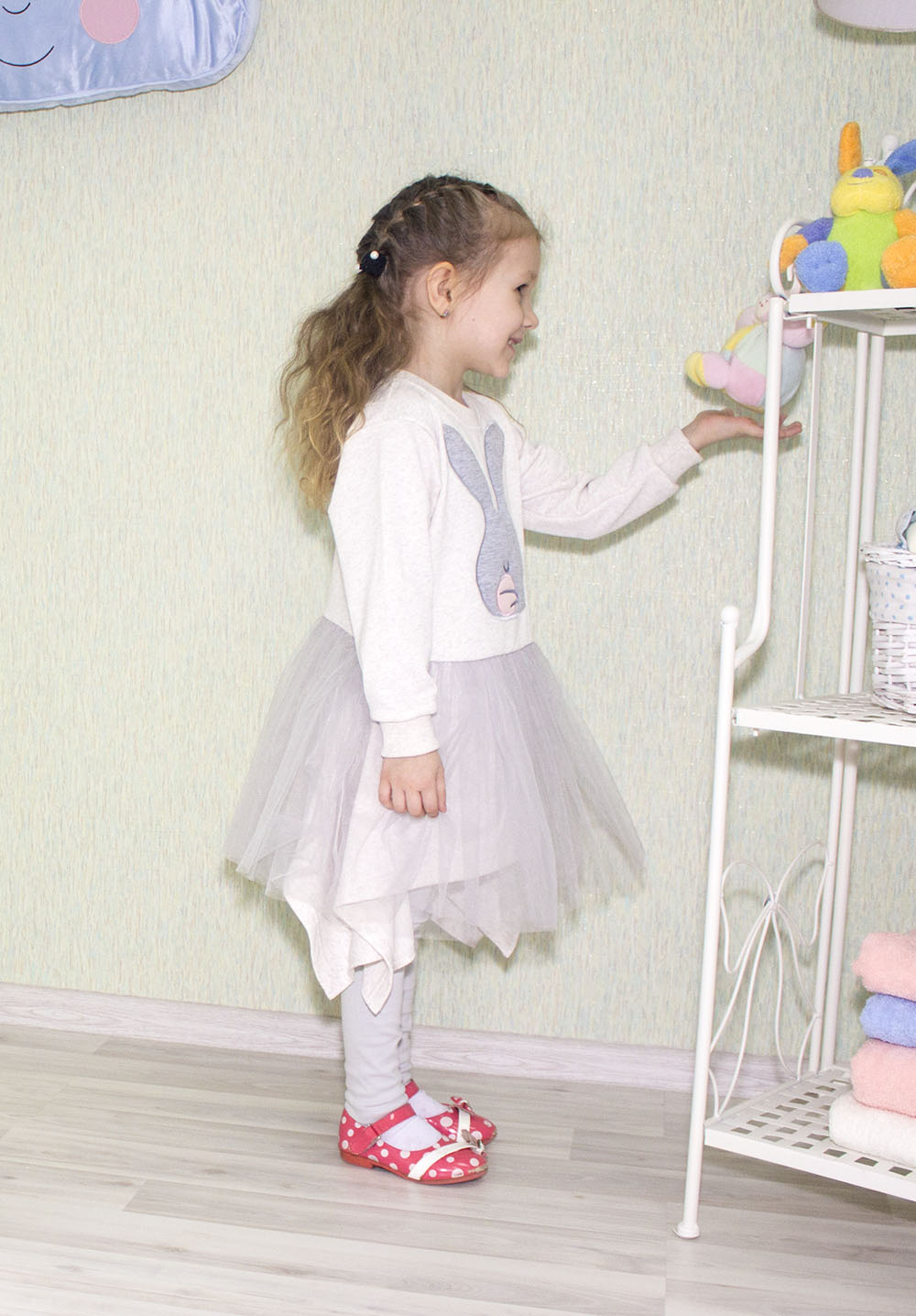 423-137В Платье для девочки "Зайка Мила". 423-137В Платье для девочки "Зайка Мила".