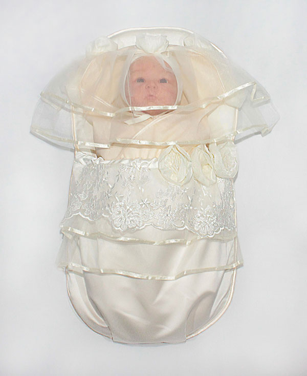 К128 Конверт-кокон с уголком нарядный К128 Конверт-кокон с уголком нарядный