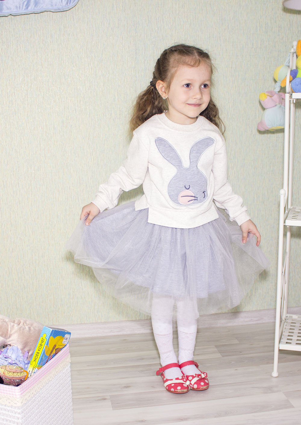 418-363В Комплект юбка с кофточкой для девочки "Зайка Мила".